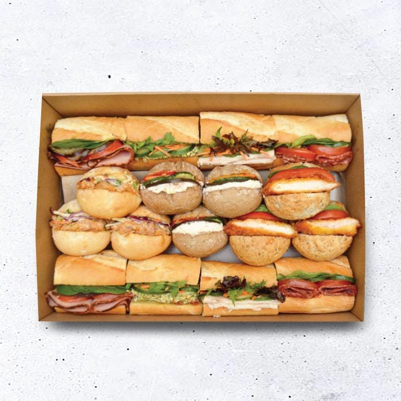 CM BAGUETTE & SLIDER PLATTER (17 pieces)